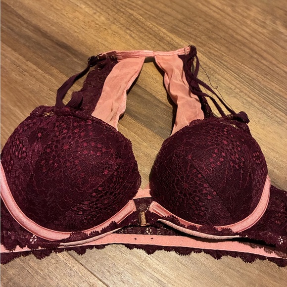 Victoria's Secret Bra Bundle - Pink, Yellow, Burgundy, Navy B32/B34 - Picture 15 of 16